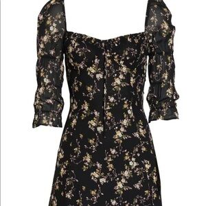 Reformation Clarissa Black Floral Dress. Side slit. Sweetheart neckline. Size 0.
